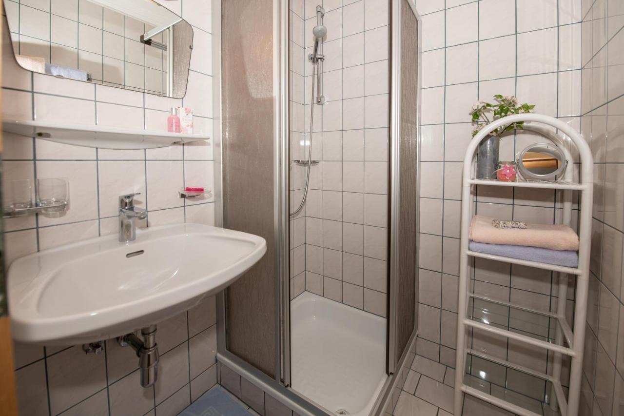 Appartement-Pension Fahrnberggut ラウリス エクステリア 写真