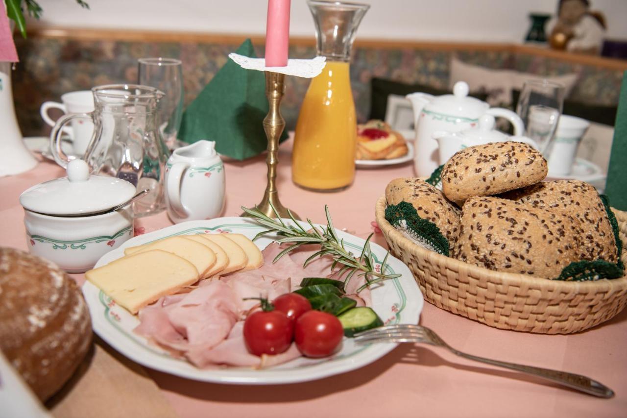 Appartement-Pension Fahrnberggut ラウリス エクステリア 写真