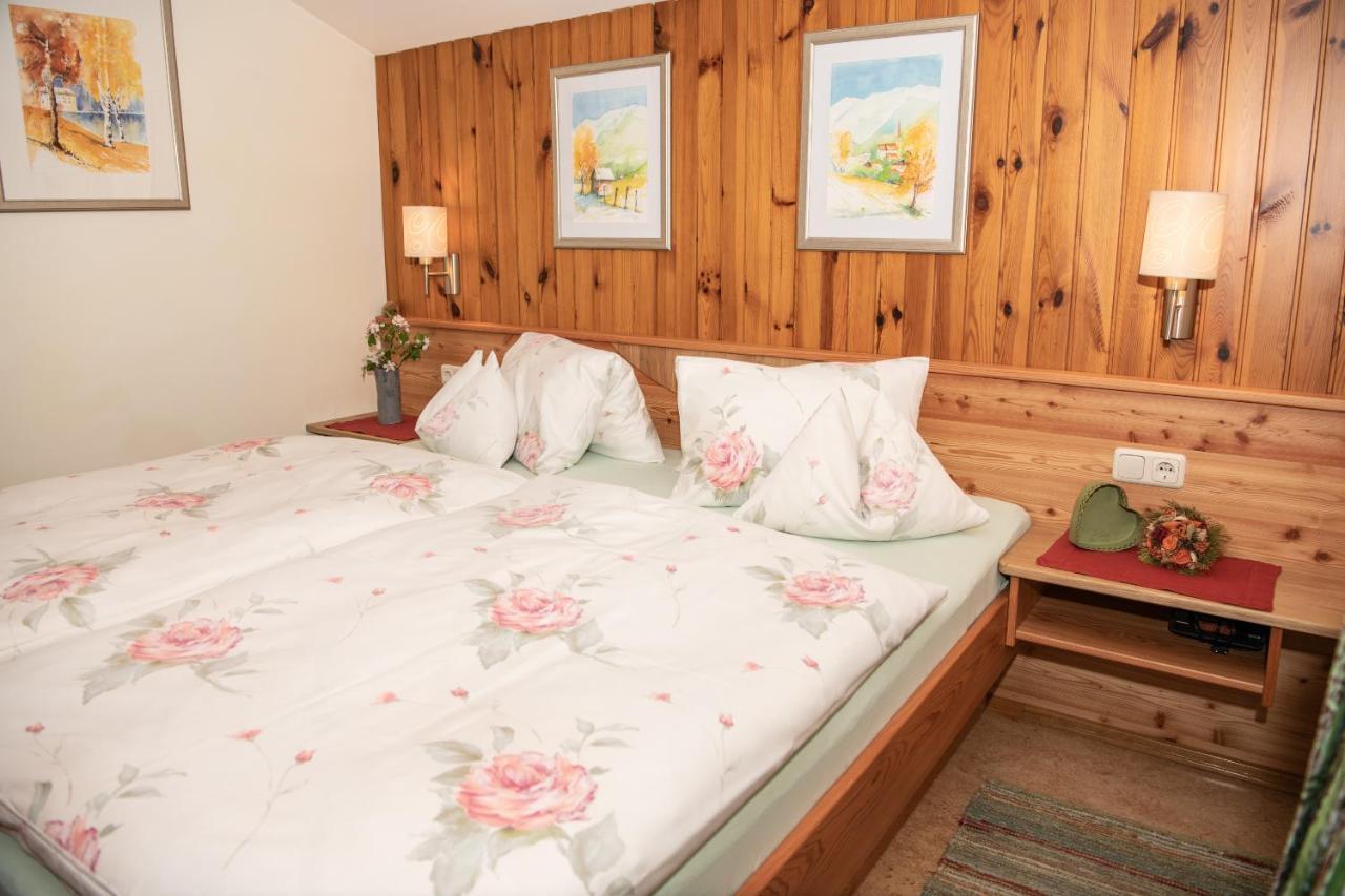 Appartement-Pension Fahrnberggut ラウリス エクステリア 写真