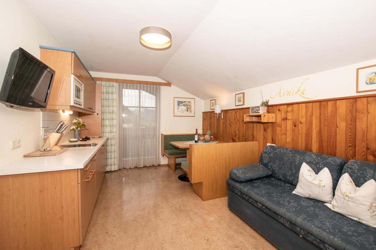 Appartement-Pension Fahrnberggut ラウリス エクステリア 写真
