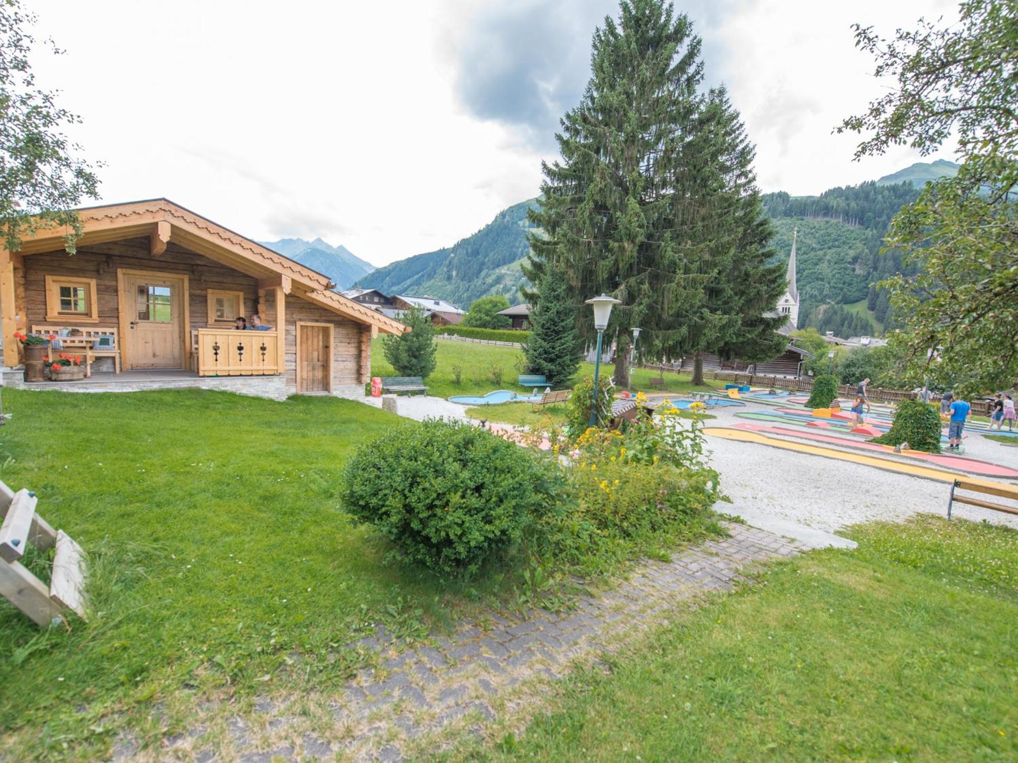 Appartement-Pension Fahrnberggut ラウリス エクステリア 写真